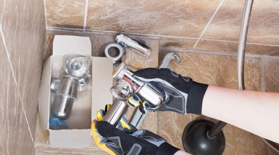 Expert Emergency Roof Repairs services in International Falls, MN